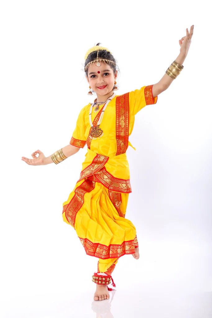 Bharatanatyam World Girl's Readymade Brocade Costume (Green and Golden  Color_Size-42) : Amazon.in: Clothing & Accessories
